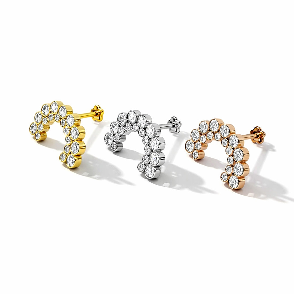 Curved Cluster 18K Gold • D-Color Moissanite