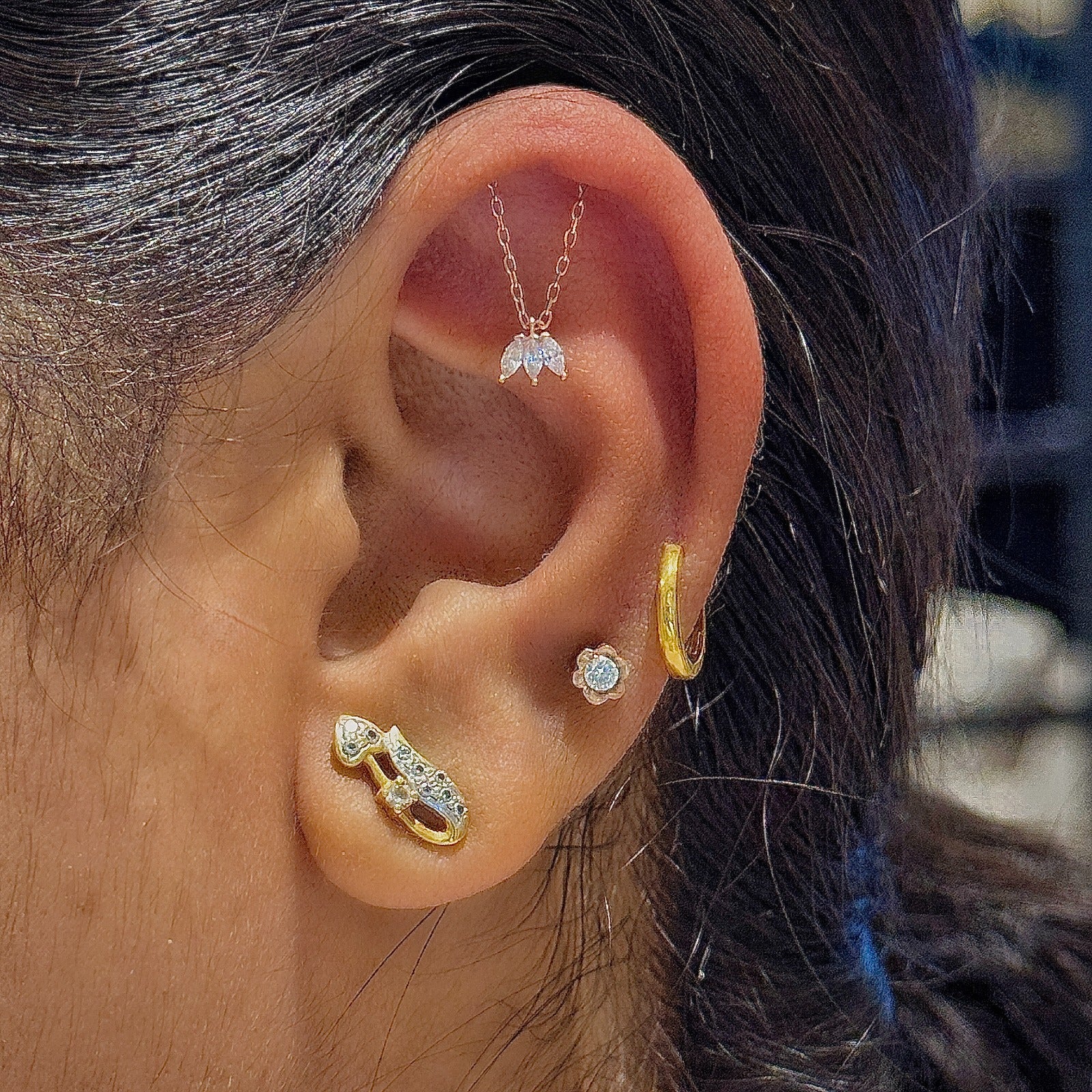 Triple Marquise Drop Chain – Hidden Helix Piercing in 14K Rose Gold with Threadless 18G Back Post