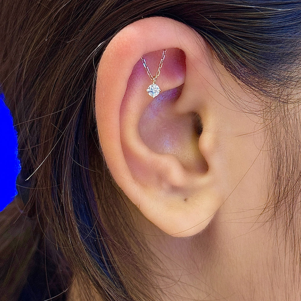 18K Gold Hidden Helix Piercing with Natural VVS Diamonds