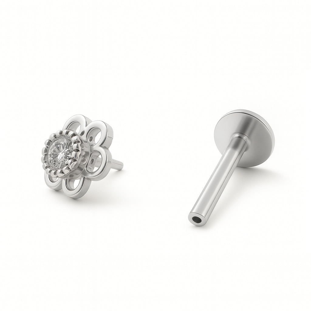 18K Gold Floral Moissanite Stud