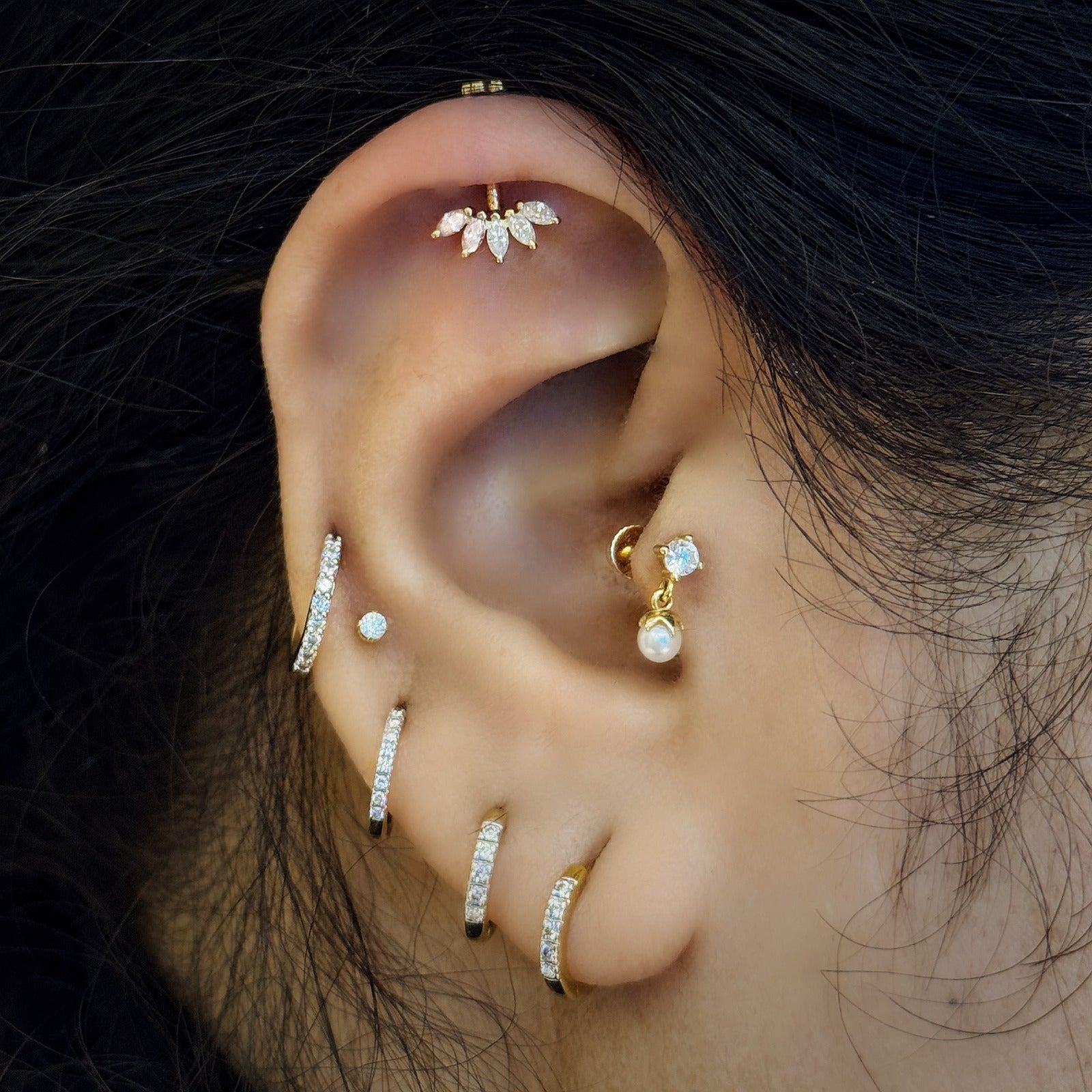 18K Gold Marquise Fan Vertical Helix (Bugadi) Stud