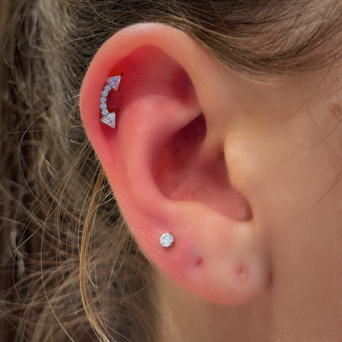 Titanium Curved CZ Arc – Internally Threaded (16G)