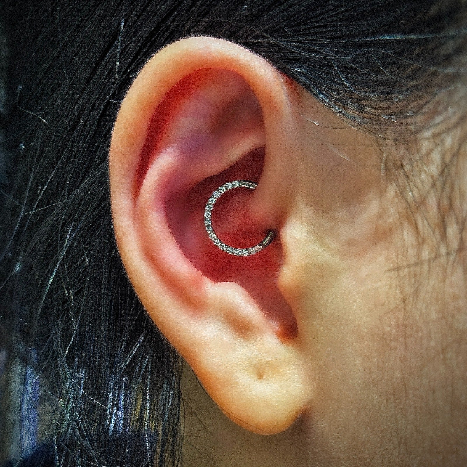 Titanium Front Crystal Daith &amp; Septum Piercing Hoop 16G 8MM