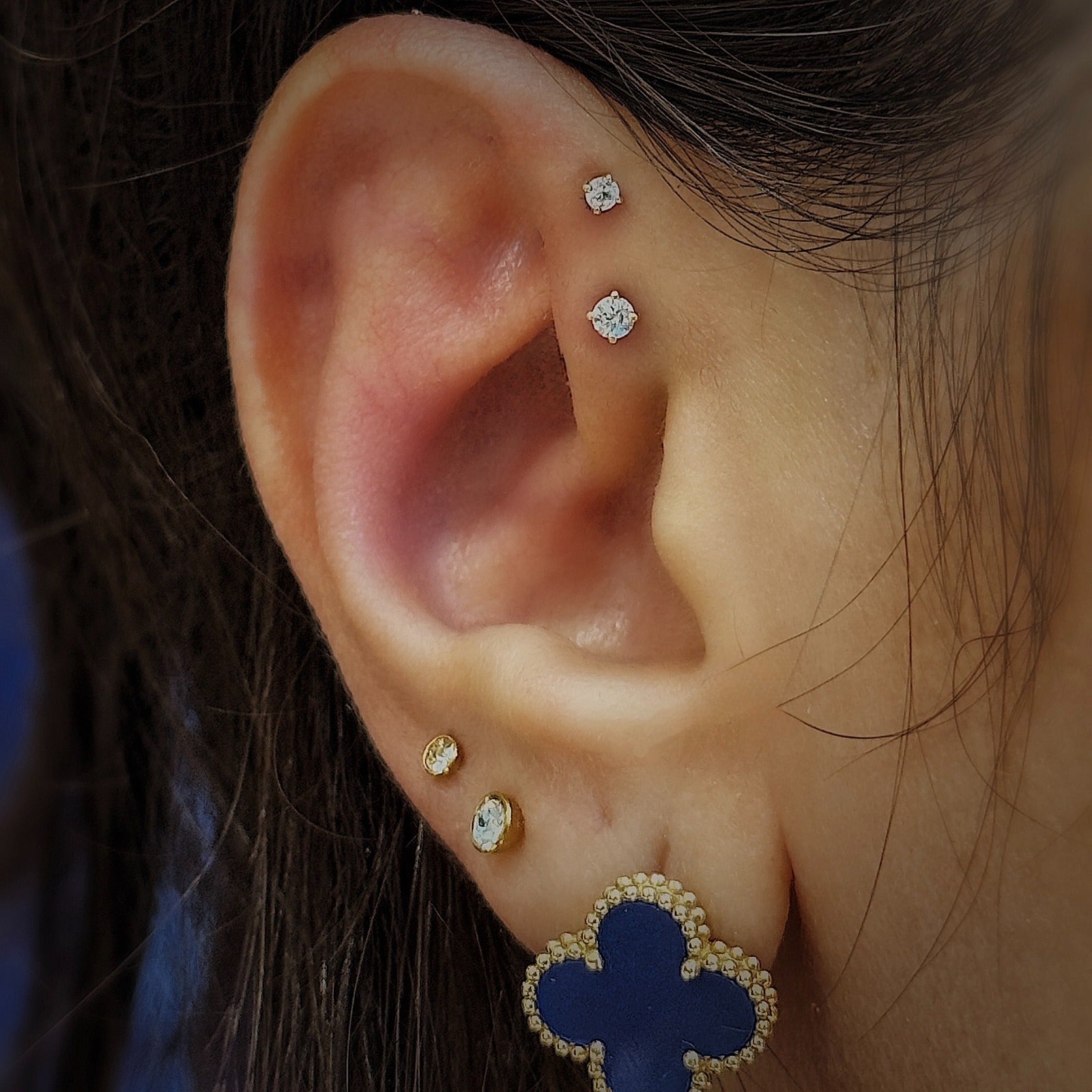 Titanium 16G (1.2MM) Internally Threaded Crystal Labret Stud