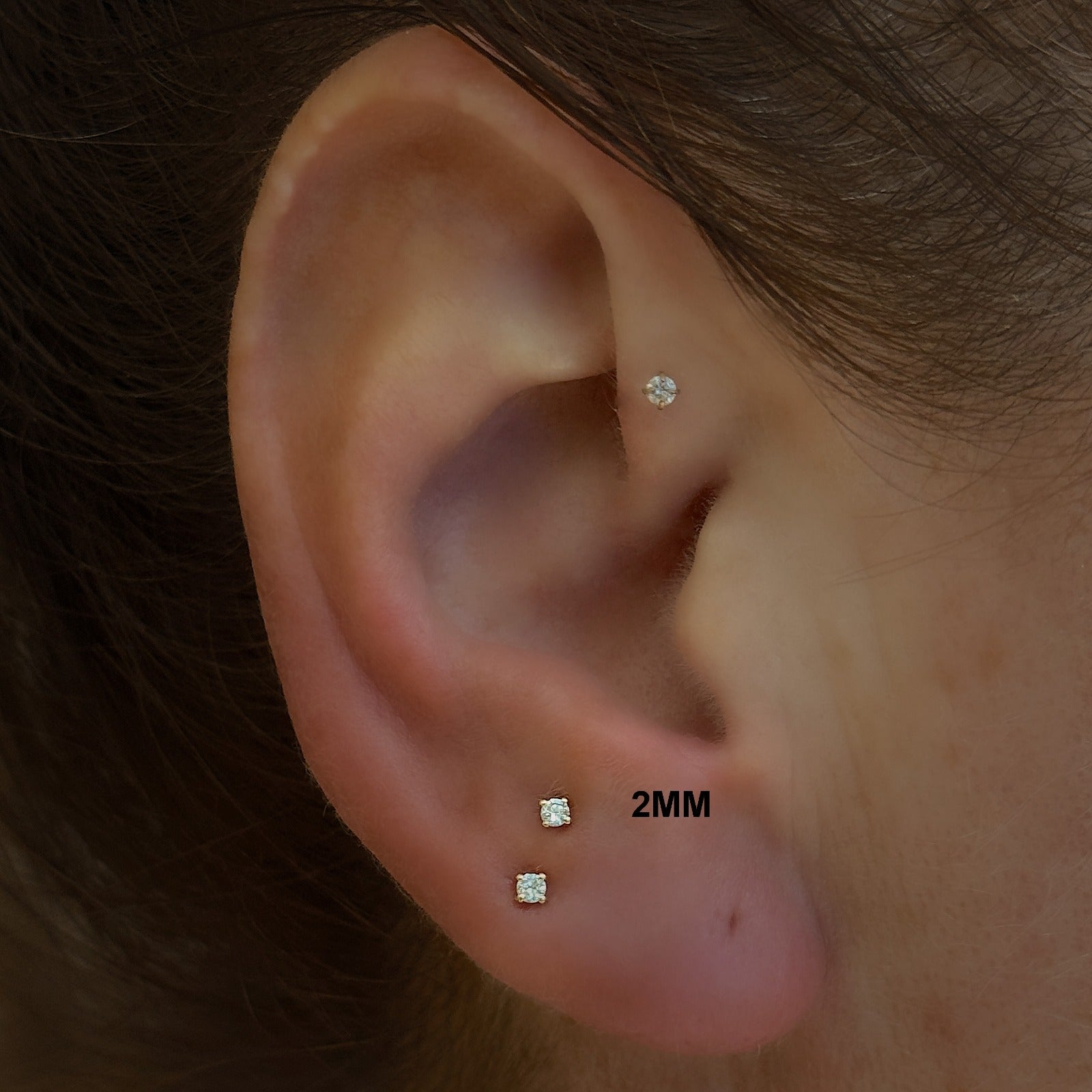 18K Gold Moissanite Flat Back Stud – Internally Threaded (16G)