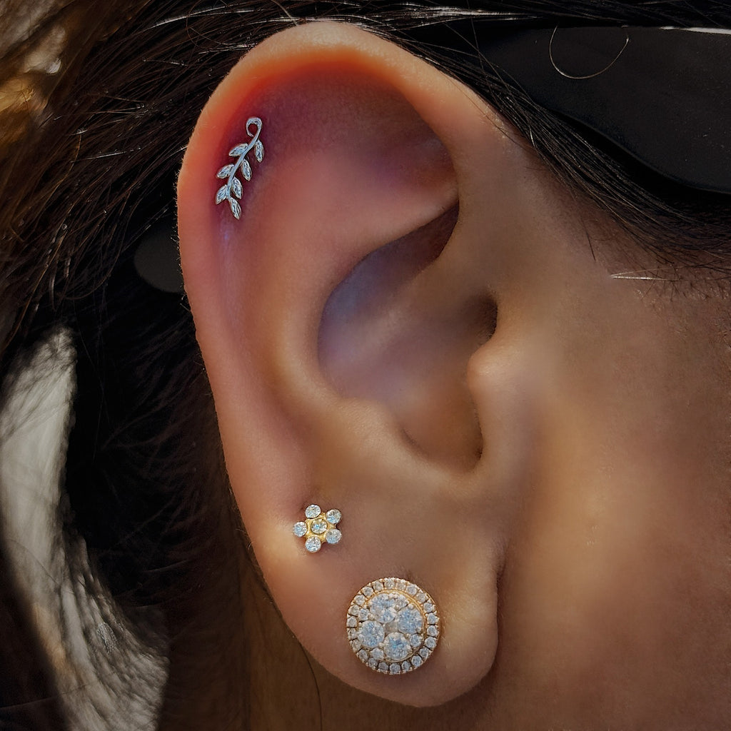 18K Gold Leaf Flat Back Stud – Internally Threaded (Sold Per Piece)