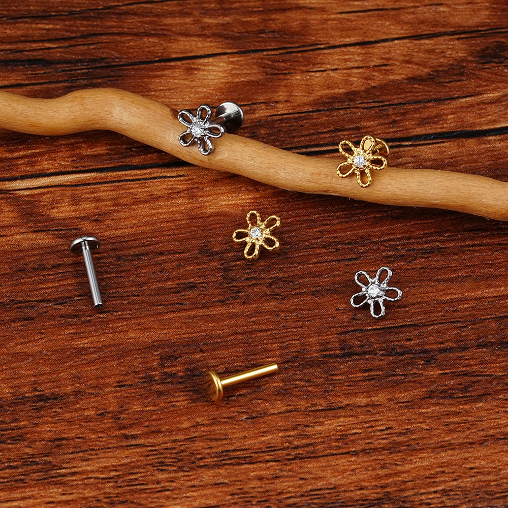 Lab_Flower_04 ASTM F136 Titanium 16G (1.2mm) Internally Threaded Flower Stud