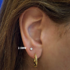 18K Gold Natural Diamond Flat Back Stud – Internally Threaded (16G)
