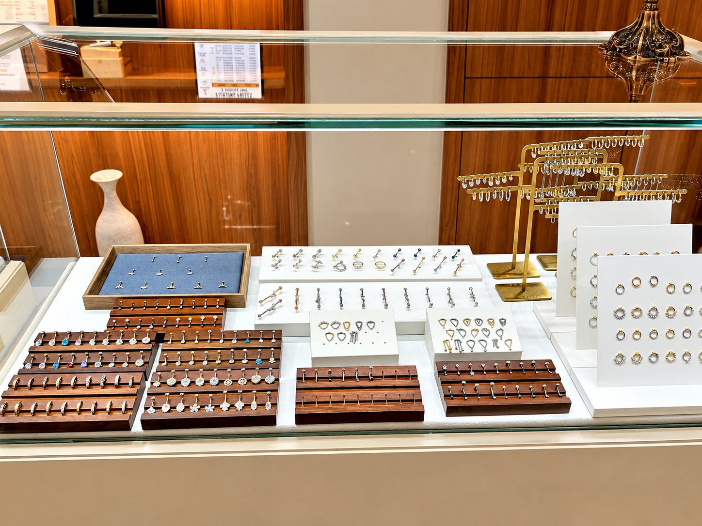 BurJuman Titanium Collections
