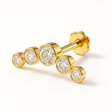 18K Yellow Gold Bezel-Set Moissanite Cascade Stud – Internally Threaded (Sold Per Piece)